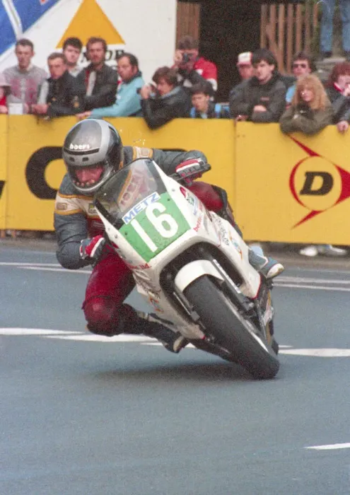 Framed Print : Howard Selby (Kawasaki) 1988 Production C TT Framed Print : Howard Selby (Kawasaki) 1988 Production C TT