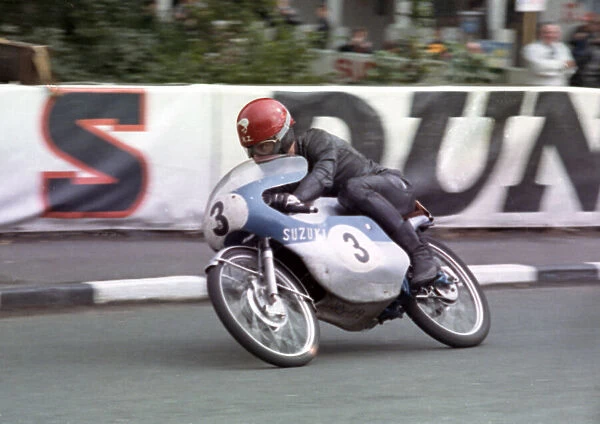 Hugh Anderson (Suzuki) 1966 50cc TT