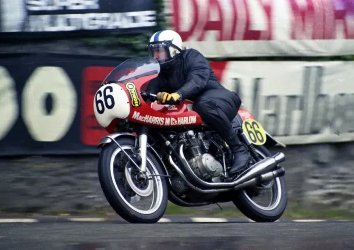 Framed Print : Hugh Evans (Honda) 1974 Senior TT Framed Print : Hugh Evans (Honda) 1974 Senior TT