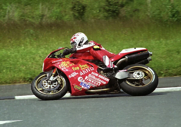 Iain Duffus (Top Gun Ducati) 1995 Senior TT