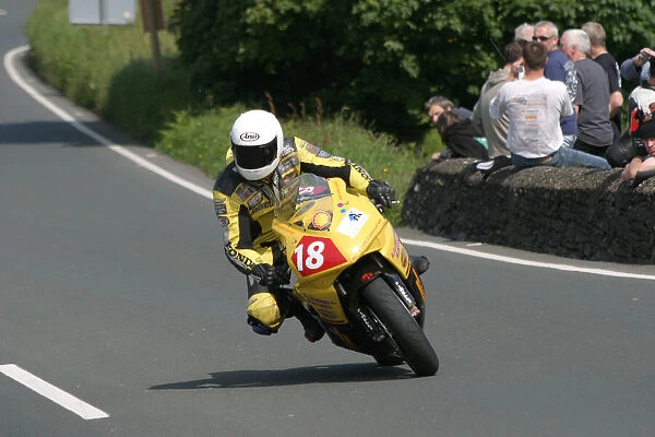 Ian Hutchinson (Honda) 2005 Superstock TT