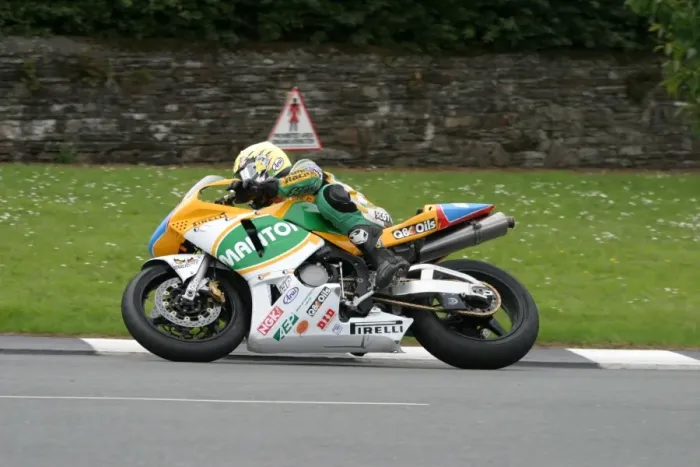 Framed Print : Ian Lougher (Honda) 2003 Junior TT