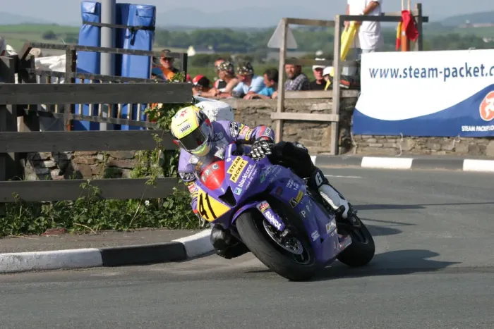 Framed Print : Ian Lougher (Honda) 2007 Steam Packet Races Framed Print : Ian Lougher (Honda) 2007 Steam Packet Races