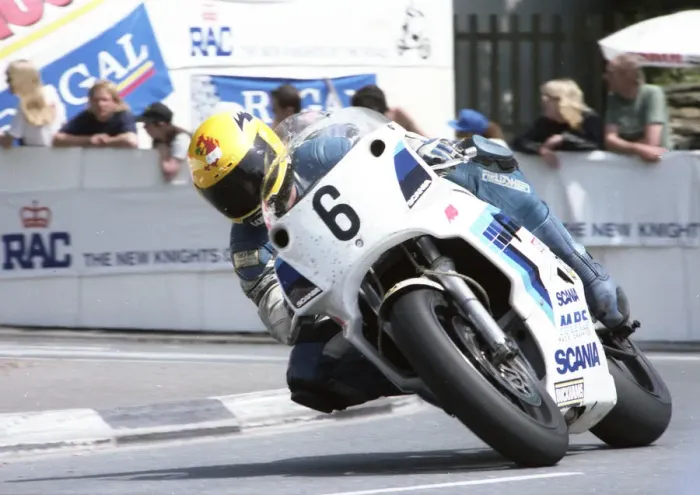 Framed Print : Ian Lougher (ITL) 1992 Formula One TT Framed Print : Ian Lougher (ITL) 1992 Formula One TT