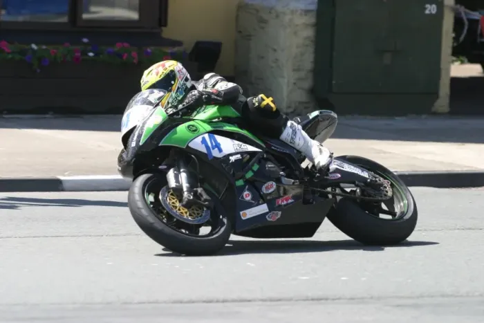 Framed Print : Ian Lougher (Kawasaki) 2012 Supersport TT Framed Print : Ian Lougher (Kawasaki) 2012 Supersport TT