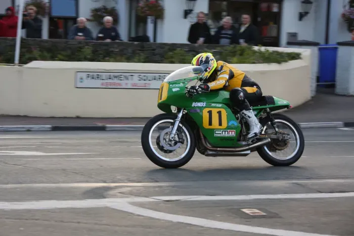 Framed Print : Ian Lougher (Paton) 2015 500 Classic TT Framed Print : Ian Lougher (Paton) 2015 500 Classic TT