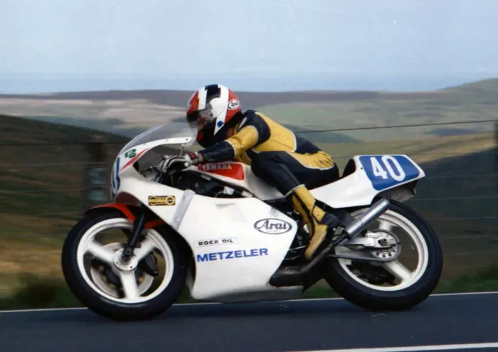 Framed Print : Ian Lougher (Yamaha) 1989 Junior TT Framed Print : Ian Lougher (Yamaha) 1989 Junior TT