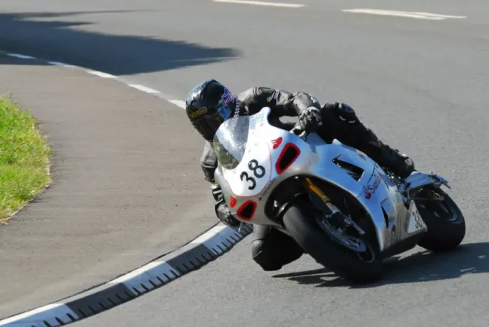 Framed Print : Ian Mackman (Norton) 2013 Senior TT Framed Print : Ian Mackman (Norton) 2013 Senior TT