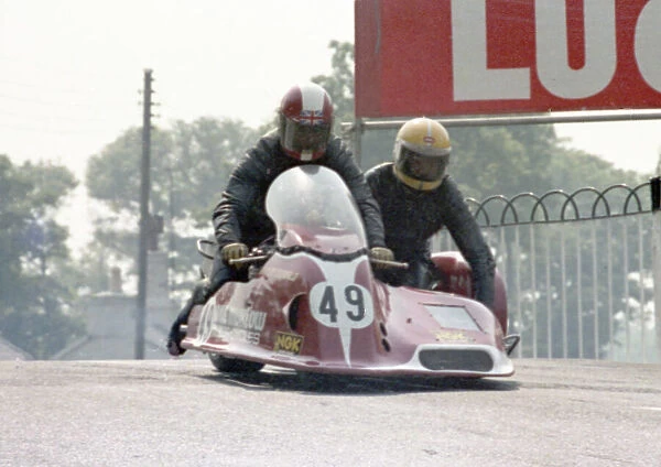 Ian McDonald & Andre Witherington (Kawasaki) 1978 Sidecar TT