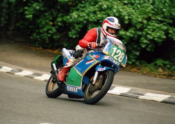 Ian McMillan (Yamaha) 1988 Production D TT