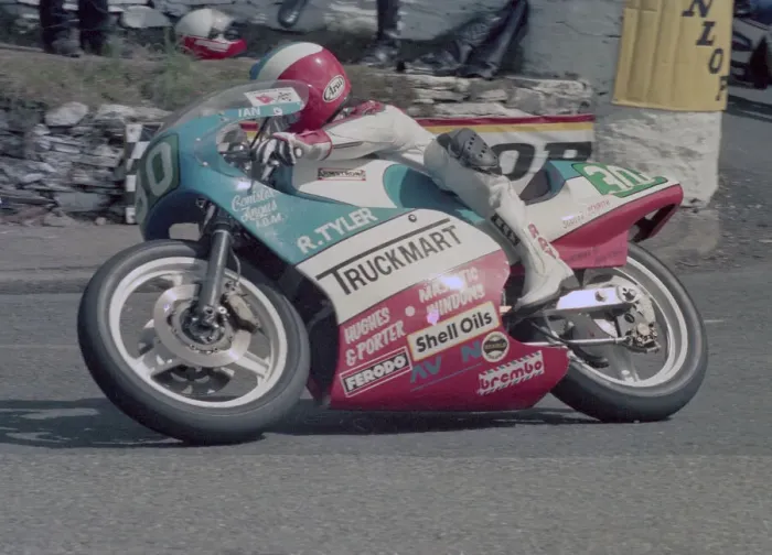 Framed Print : Ian Newton (Armstrong) 1986 Junior TT Framed Print : Ian Newton (Armstrong) 1986 Junior TT