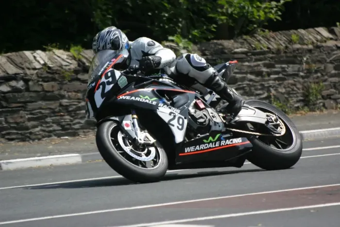 Framed Print : Ian Pattinson (BMW) 2011 Superbike TT Framed Print : Ian Pattinson (BMW) 2011 Superbike TT