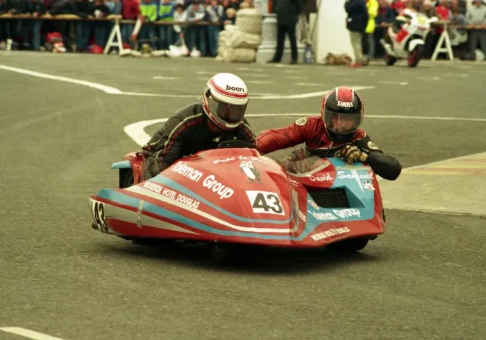 Framed Print : Ian Pugh & David Samuel (Yamaha) 1988 Sidecar TT Framed Print : Ian Pugh & David Samuel (Yamaha) 1988 Sidecar TT