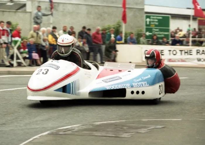 Framed Print : Ian Pugh & David Samuel (Yamaha) 1989 Sidecar TT Framed Print : Ian Pugh & David Samuel (Yamaha) 1989 Sidecar TT