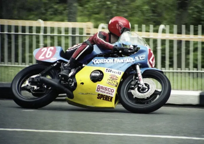 Framed Print : Ian Richards (Kawasaki) 1980 Formula One TT Framed Print : Ian Richards (Kawasaki) 1980 Formula One TT