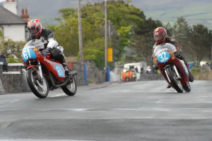 Framed Print : Ian Rycroft (Honda) and Stuart Robinson (BSA Seeley) 2007 Pre TT Classic