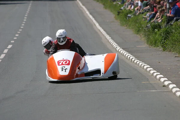 Ian Salter & Debbie Salter (Molyneux) 2005 Sidecar TT