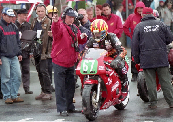 Ian Simpson (Honda) 1998 Lightweight 400 TT