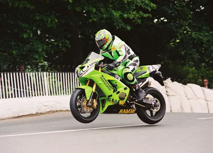 Framed Print : Ian Watson (Kawasaki) 2004 Production 600 TT Framed Print : Ian Watson (Kawasaki) 2004 Production 600 TT