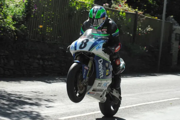 Framed Print : Ivan Lintin (Kawasaki) 2016 Superbike Classic TT Framed Print : Ivan Lintin (Kawasaki) 2016 Superbike Classic TT