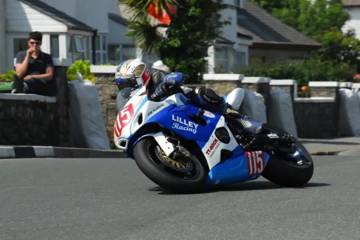Framed Print : Ivan Shanley (Suzuki) 2013 Southern 100 Framed Print : Ivan Shanley (Suzuki) 2013 Southern 100