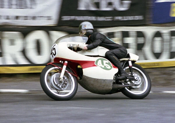 Bill Ivy (Yamaha) 1965 Lightweight TT