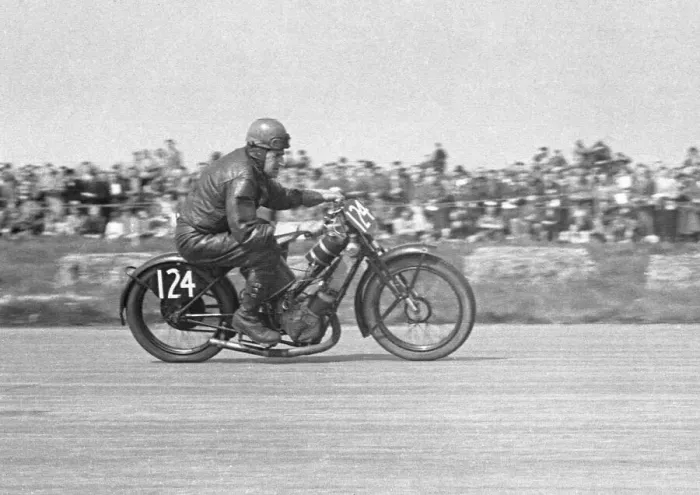 Framed Print : J D MacKay (Scott) 1950 Silverstone Vintage race Framed Print : J D MacKay (Scott) 1950 Silverstone Vintage race