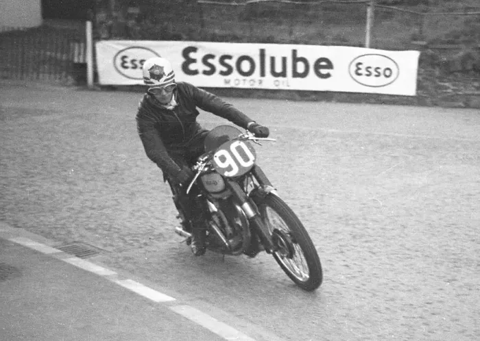 Framed Print : J H Cooper (Norton) 1952 Senior Clubman TT Framed Print : J H Cooper (Norton) 1952 Senior Clubman TT