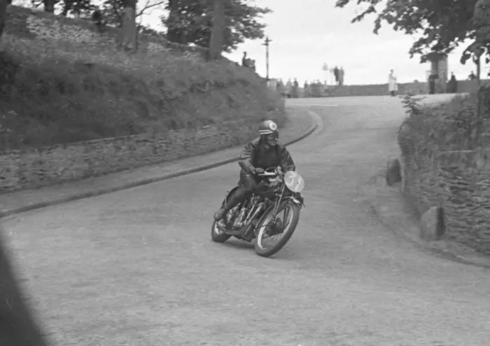 Framed Print : J H Cooper (Velocette) 1950 Junior Clubman TT Framed Print : J H Cooper (Velocette) 1950 Junior Clubman TT