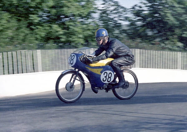 J R Finch (Itom) 1968 50cc TT