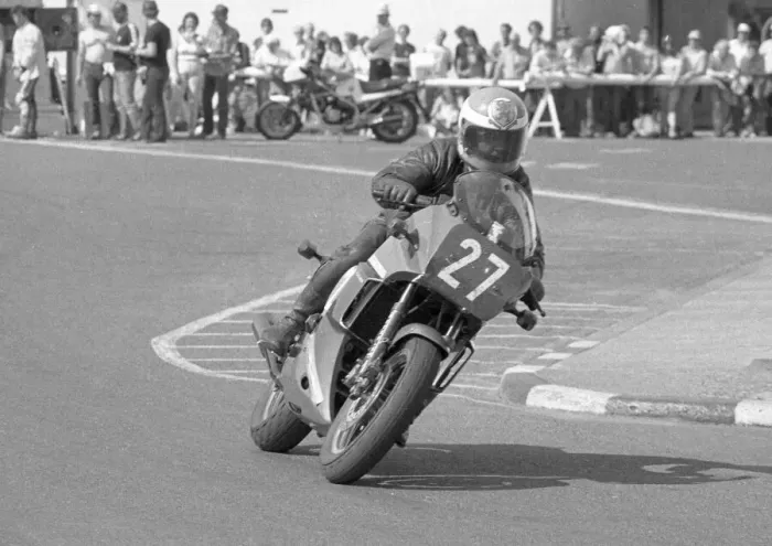 Framed Print : Jack Gow (Kawasaki) 1984 Production TT Framed Print : Jack Gow (Kawasaki) 1984 Production TT