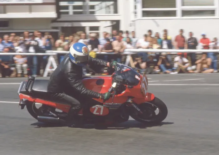 Framed Print : Jack Gow (Kawasaki) 1984 Production TT Framed Print : Jack Gow (Kawasaki) 1984 Production TT