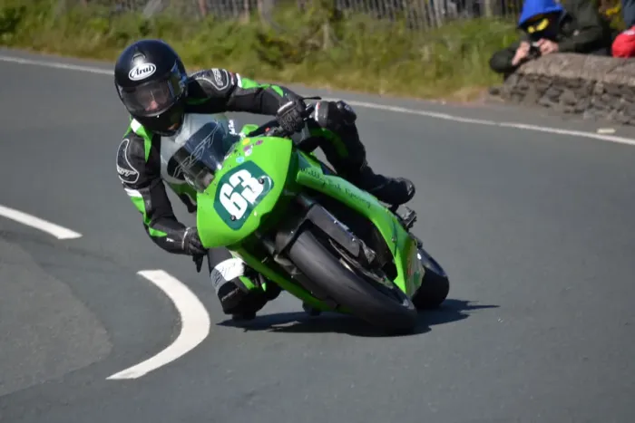 Framed Print : Jack Hunter (Kawasaki) 2015 Lightweight TT Framed Print : Jack Hunter (Kawasaki) 2015 Lightweight TT