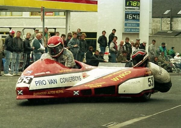 Jack Muldoon & William Costello (Yamaha) 1988 Sidecar TT