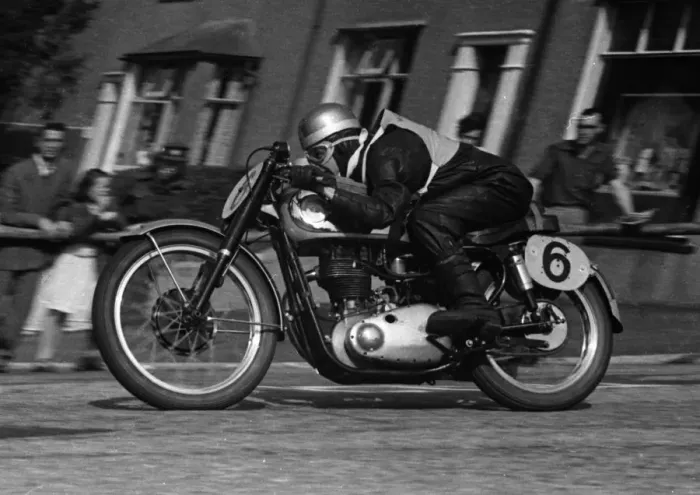 Framed Print : Jack Thurston (AJS) 1953 Junior Manx Grand Prix Framed Print : Jack Thurston (AJS) 1953 Junior Manx Grand Prix