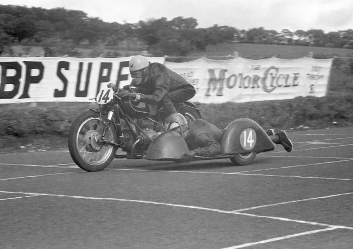 Framed Print : Jack Wijns & Mick Woollett (BMW) 1956 Sidecar Ulster Grand Prix Framed Print : Jack Wijns & Mick Woollett (BMW) 1956 Sidecar Ulster Grand Prix