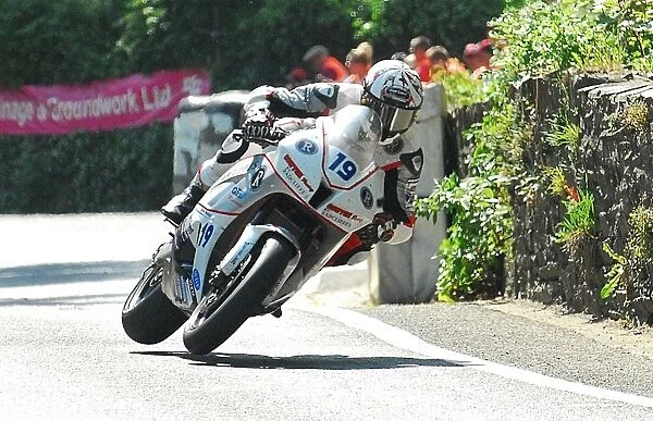 James Cowton (Honda) 2016 Supersport 1 TT