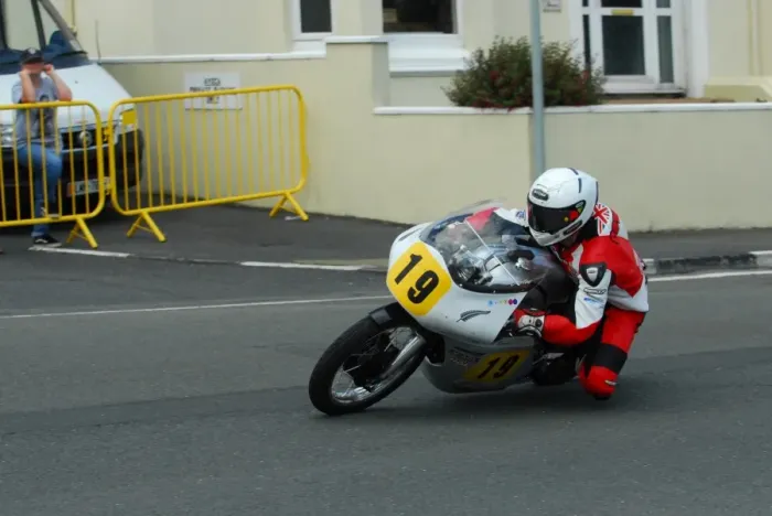 Framed Print : James Cowton (Norton) 2016 Senior Classic TT Framed Print : James Cowton (Norton) 2016 Senior Classic TT