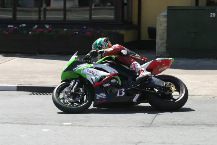 Framed Print : James Hillier (Kawasaki) 2012 Supersport TT Framed Print : James Hillier (Kawasaki) 2012 Supersport TT
