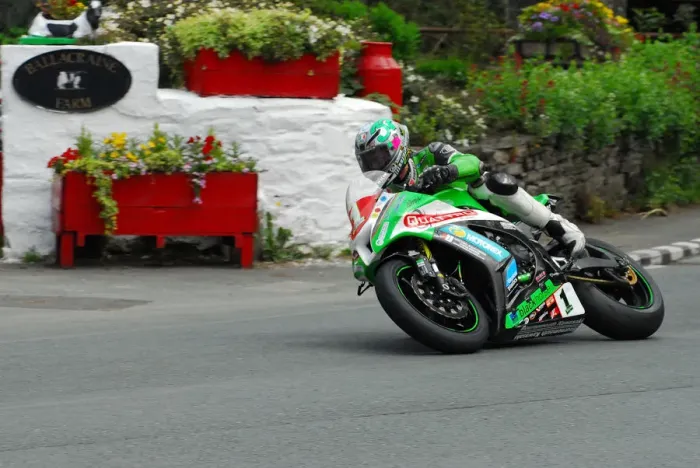 Framed Print : James Hillier (Kawasaki) 2013 Superstock TT