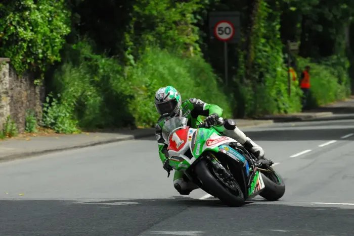 Framed Print : James Hillier (Kawasaki) 2013 Superstock TT