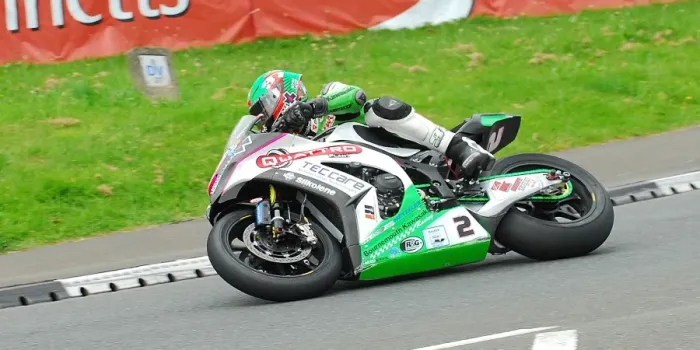 Framed Print : James Hillier (Kawasaki) 2015 Senior TT