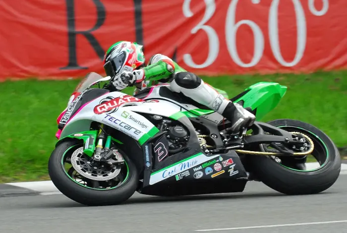 Framed Print : James Hillier (Kawasaki) 2017 Superstock TT Framed Print : James Hillier (Kawasaki) 2017 Superstock TT