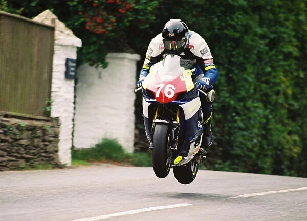 James McBride (Suzuki) 2004 Production 1000 TT