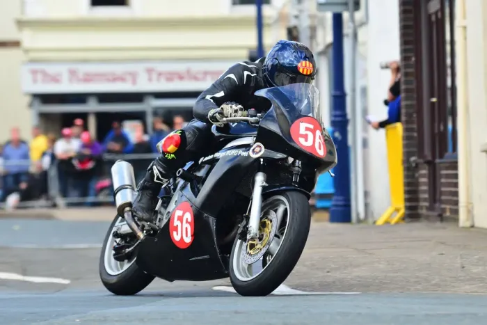 Framed Print : James Robertson (Suzuki) 2015 Newcomers Manx Grand Prix Framed Print : James Robertson (Suzuki) 2015 Newcomers Manx Grand Prix
