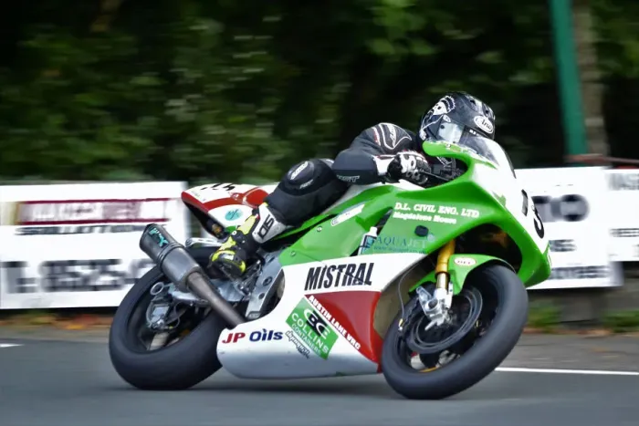 Framed Print : Jamie Coward (Kawasaki) 2017 Superbike Classic TT Framed Print : Jamie Coward (Kawasaki) 2017 Superbike Classic TT