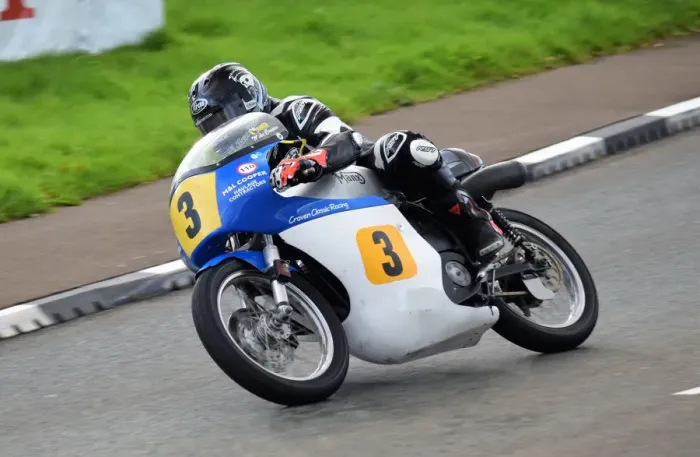 Framed Print : Jamie Coward (Norton) 2018 Senior Classic TT Framed Print : Jamie Coward (Norton) 2018 Senior Classic TT