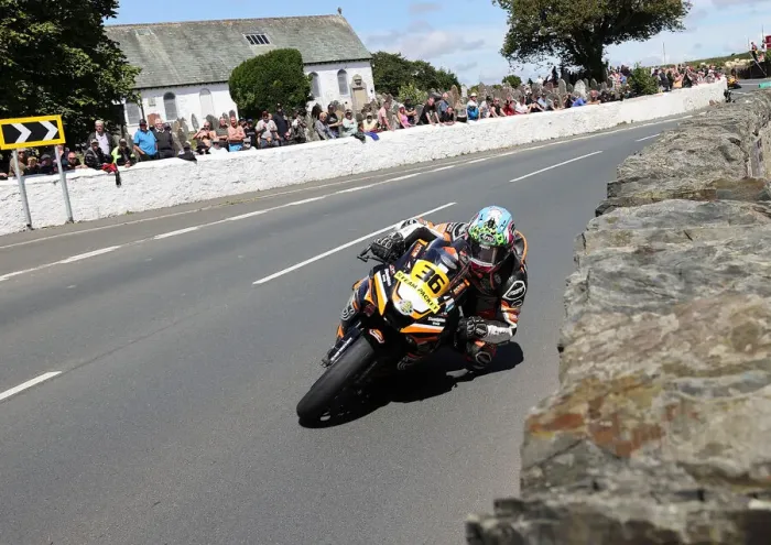 Framed Print : Jamie Coward (Yamaha) 2022 Southern 100 Framed Print : Jamie Coward (Yamaha) 2022 Southern 100