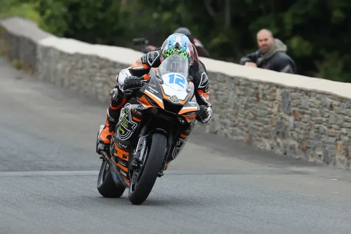 Framed Print : Jamie Coward (Yamaha) 2022 Supersport TT
