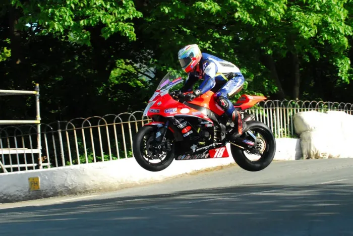 Framed Print : Jamie Hamilton (Kawasaki) 2012 Superstock TT Framed Print : Jamie Hamilton (Kawasaki) 2012 Superstock TT